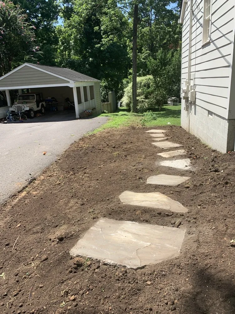 Expert residential landscaping in Oak Grove, KY by Light Up Landscapes