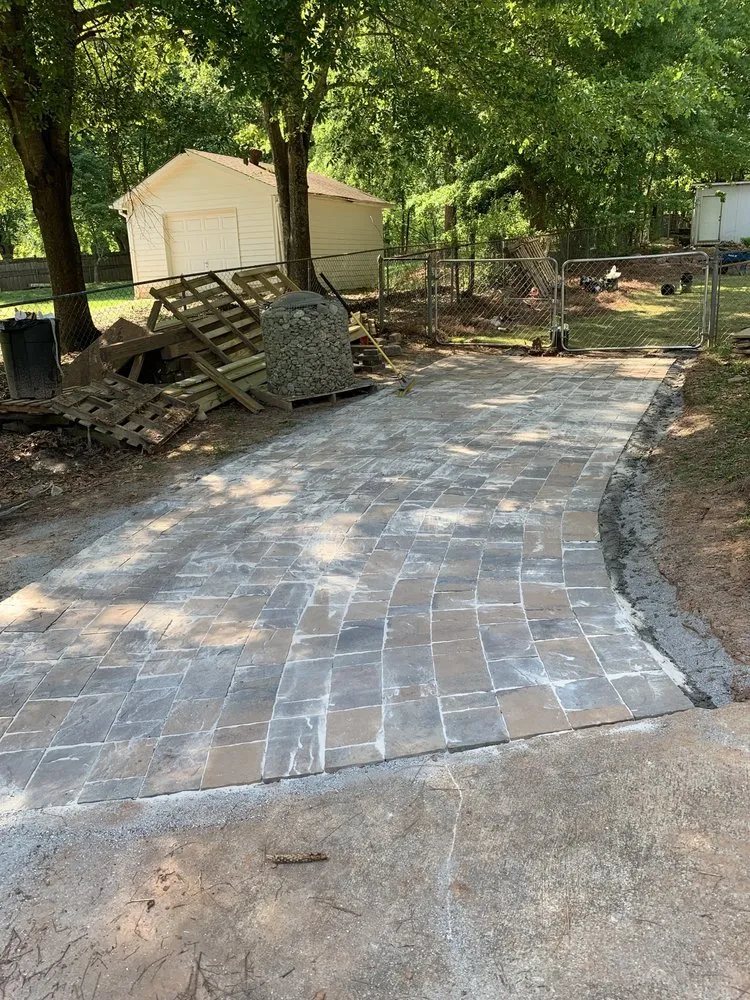 Affordable lawn mowing service experts serving Flowery Branch, GA - Lighthouse Landscapes