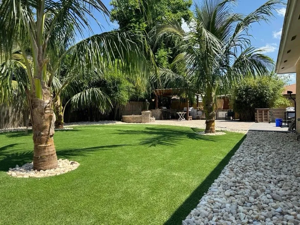 Professional garden landscaping in Melbourne, FL - Lighthouse Pavers