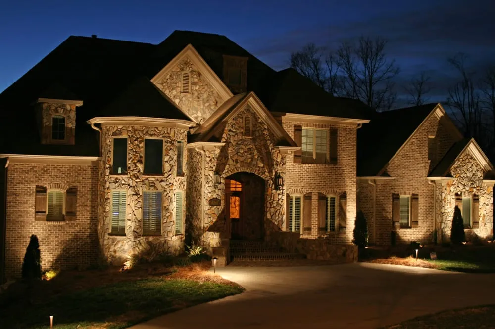 Affordable outdoor landscaping experts serving Houston, TX - Lighting by Pros