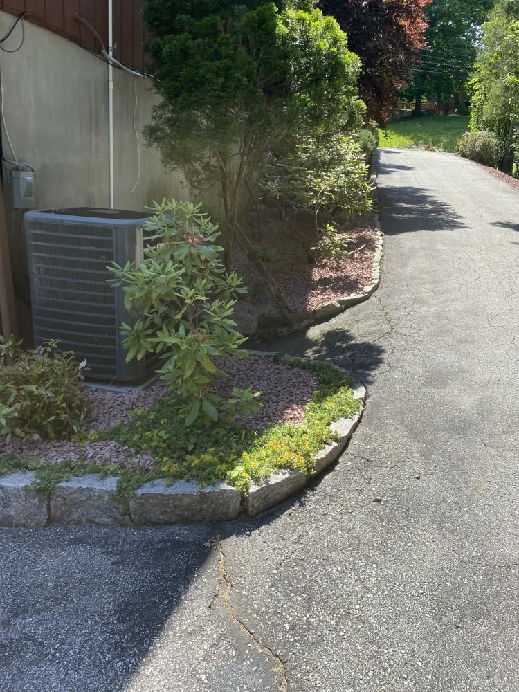 Affordable lawn care service in Peekskill, NY by Lighting Landscaping