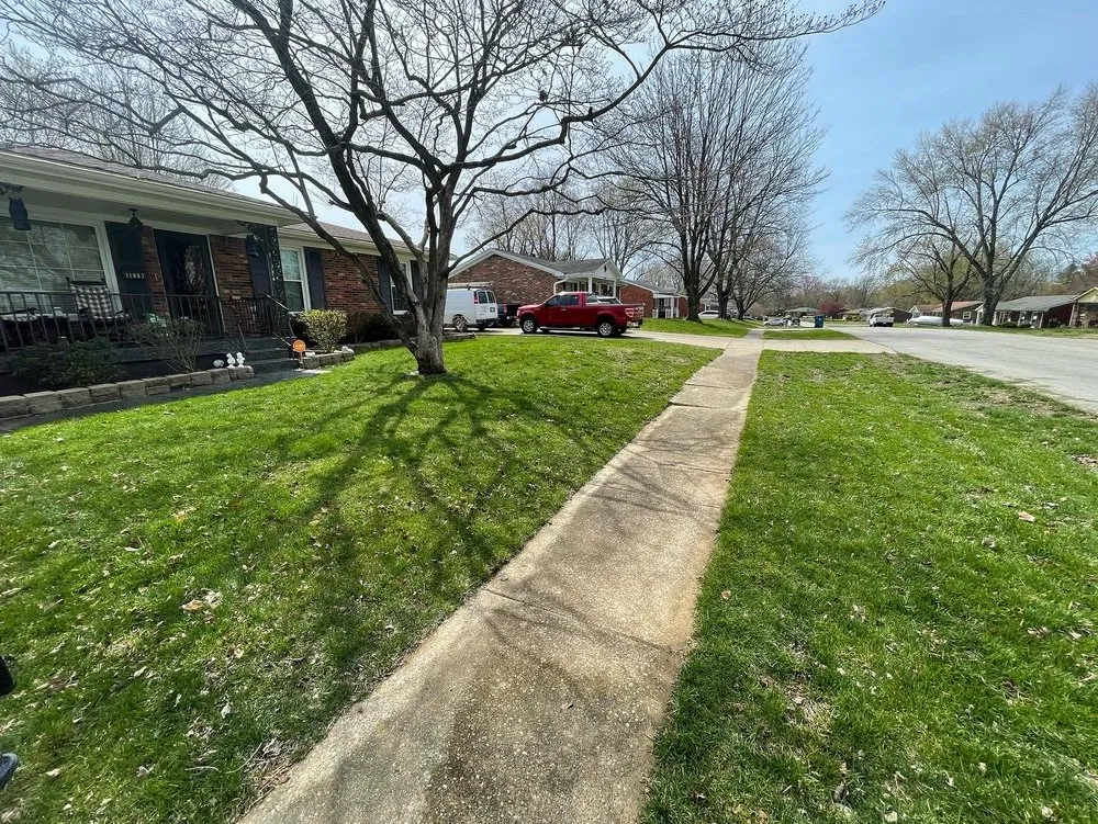 Expert residential landscaping with custom design in Louisville, KY by Lightning Bolt Landscaping