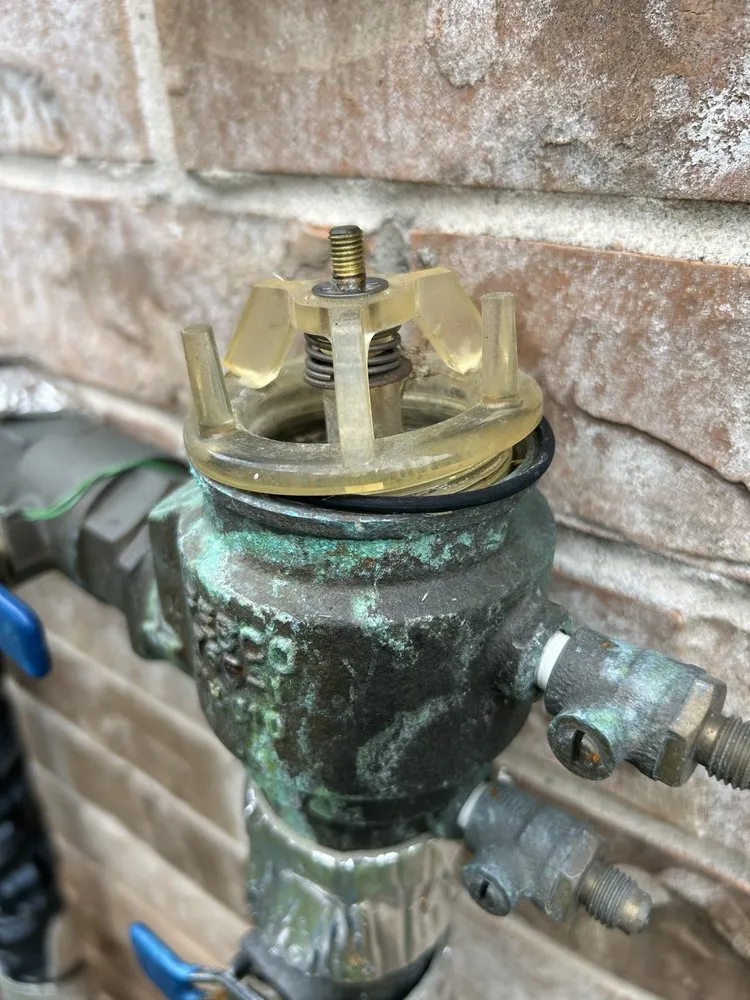 Trusted lawn mowing service for homes across Richmond, TX - Lightning bolt