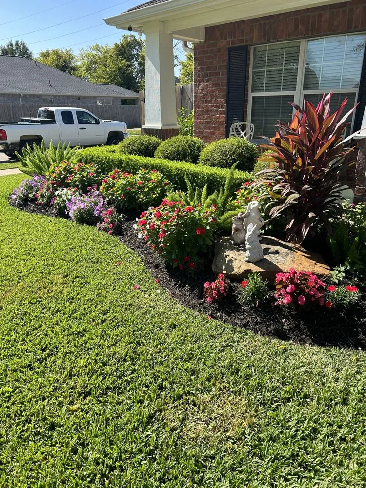 Professional lawn mowing service for beautiful yards in Richmond, TX by Lightning bolt