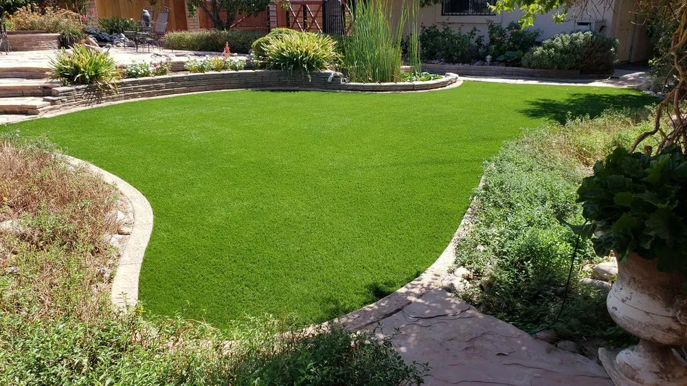 Professional yard maintenance in Kingman, AZ by Lightning Enterprises Landscape