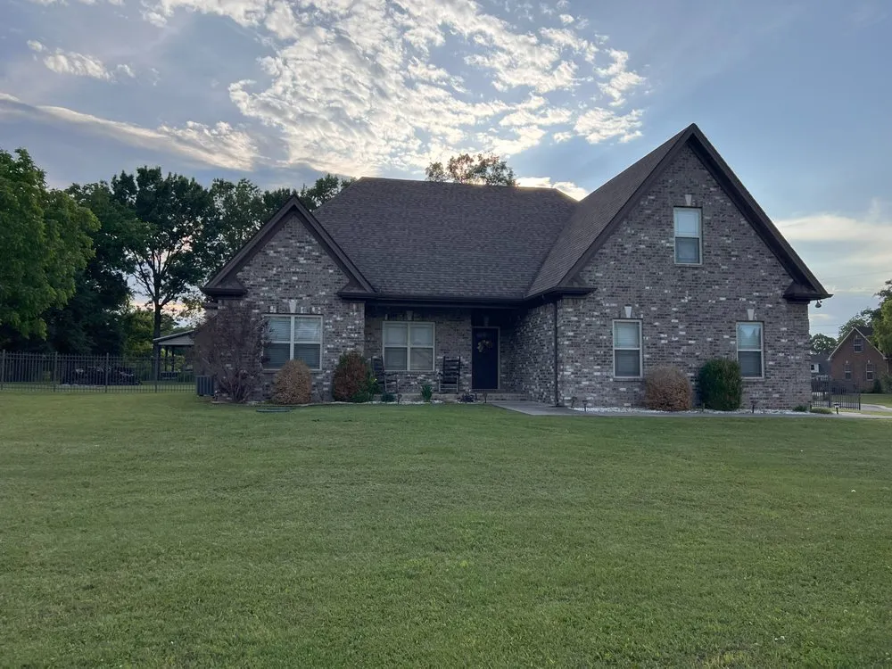 Expert landscaping services in Murfreesboro, TN by Lightning Lawn Care