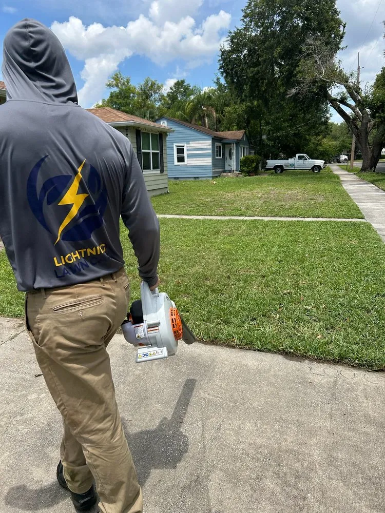 Professional outdoor landscaping experts serving Orlando, FL - Lightning Lawn Care