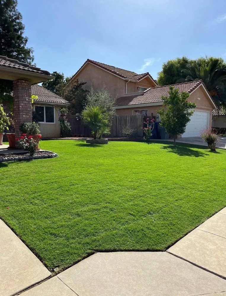 Top-rated landscape installation in Fresno, CA by Lightning lawn service
