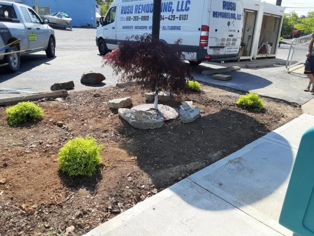 Professional yard cleanup service experts serving Bethlehem, PA - Lightning strikes Lawn Care