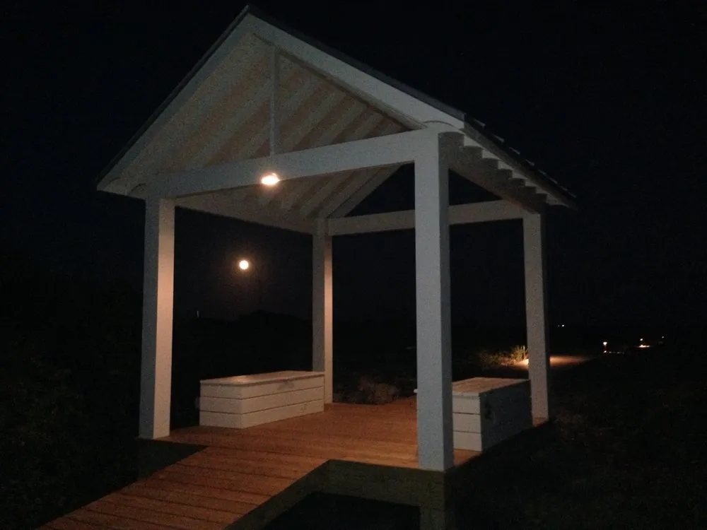 Affordable outdoor landscaping experts serving Isle Of Palms, SC - Lightscapes Of Charleston