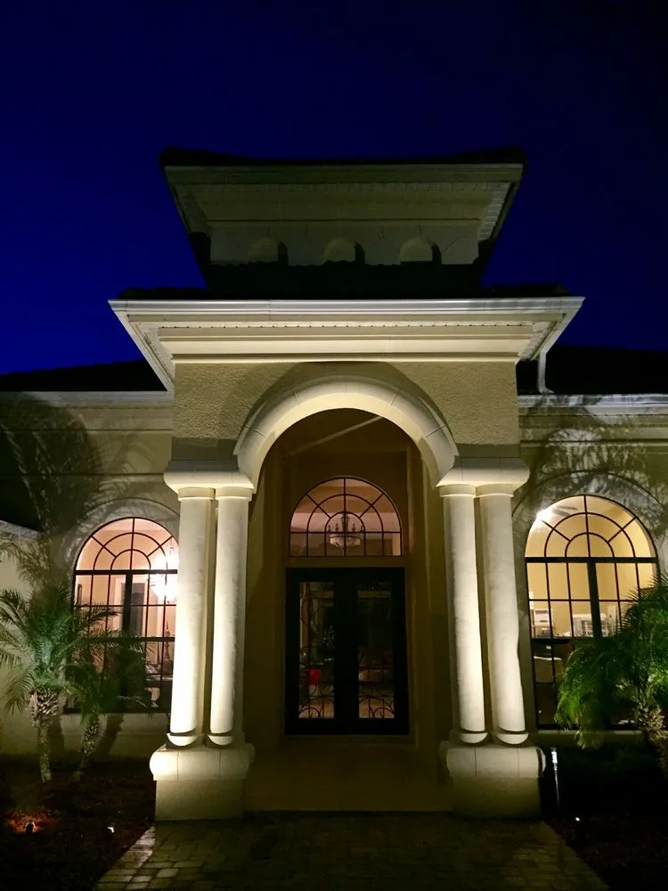 Local residential landscaping with custom design in Winter Park, FL by Lightscapes Outdoor Lighting