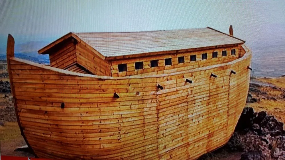 Local outdoor landscaping for residential properties in Lancaster, CA by Lightspeed Builders