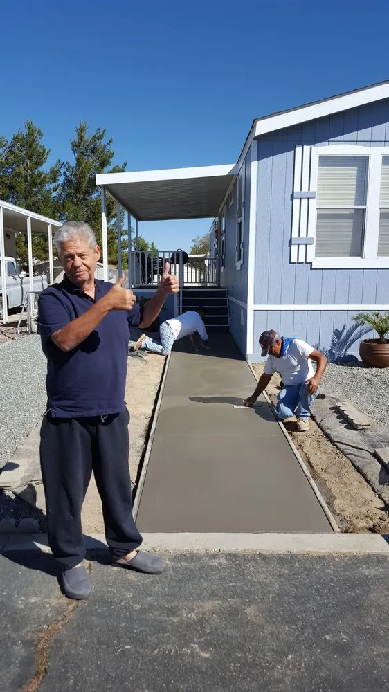 Custom lawn mowing service experts serving Lancaster, CA - Lightspeed Builders