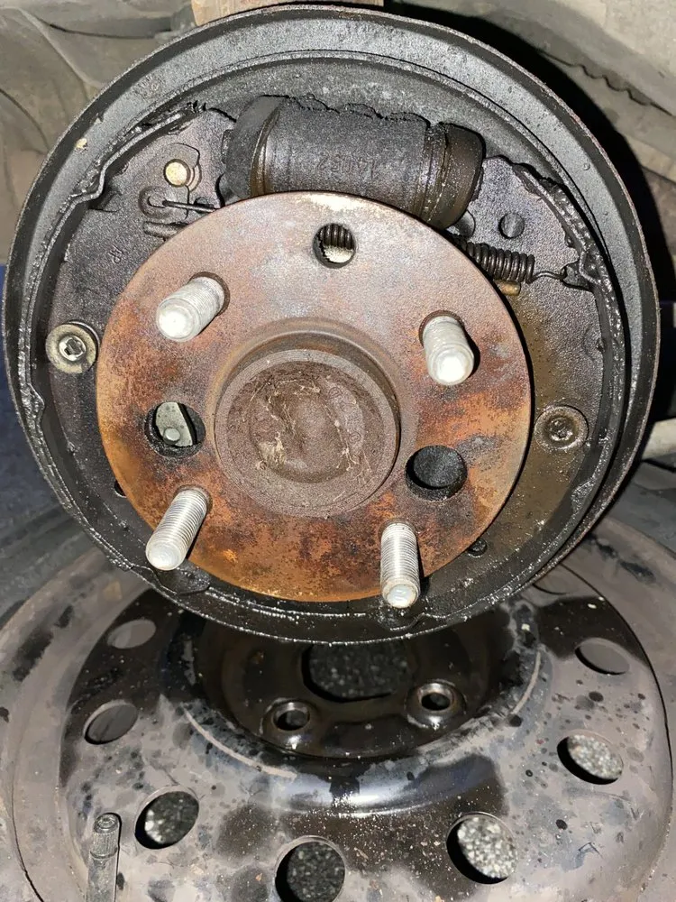 Affordable landscape design with custom design across Brevard, NC - Lightspeed Rescue Mobile Mechanic & Lawncare