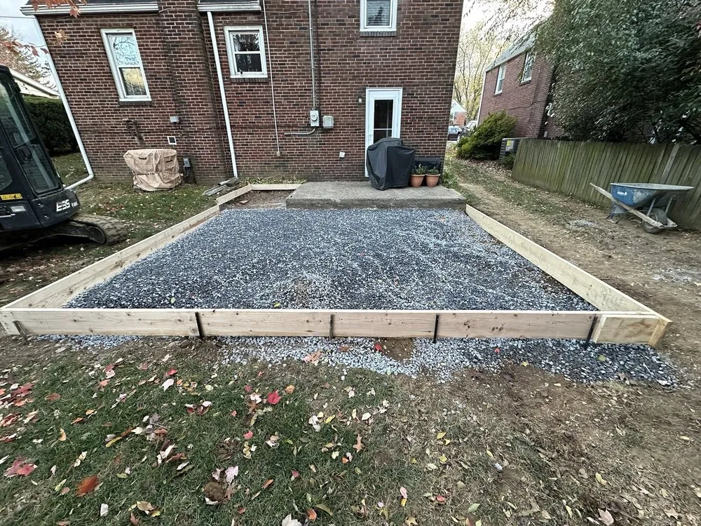 Trusted lawn mowing service with custom design in Jonestown, PA by Lightview