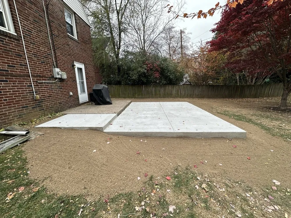 Custom lawn mowing service with custom design in Jonestown, PA by Lightview