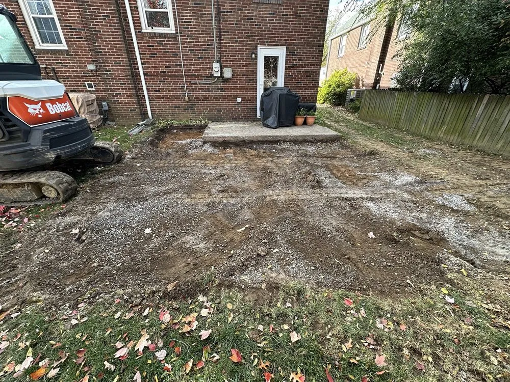 Local yard cleanup service in Jonestown, PA by Lightview