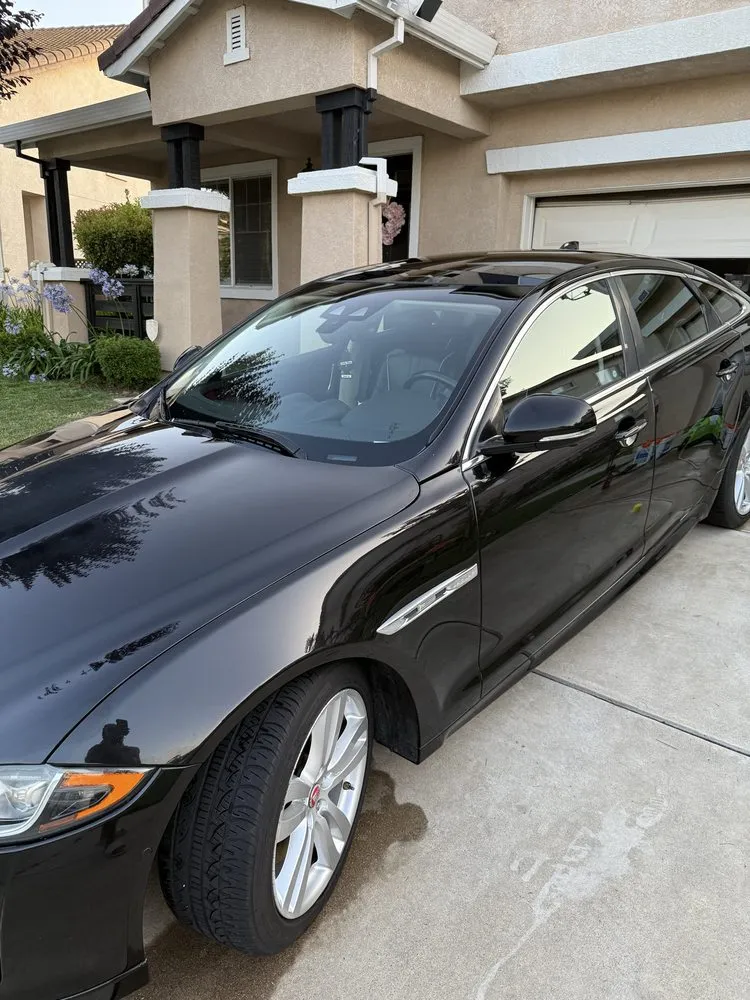 Reliable residential landscaping in Antioch, CA by Lijah’s Shine & Trim