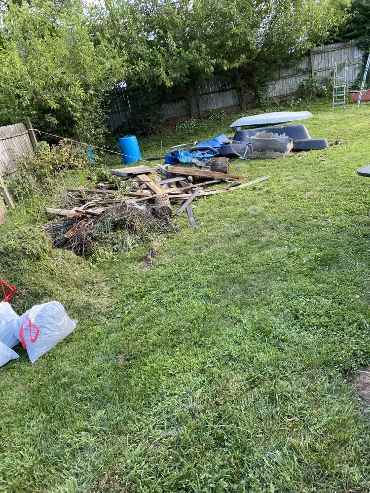 Top-rated lawn care service in Elizabethtown, PA by Like Family