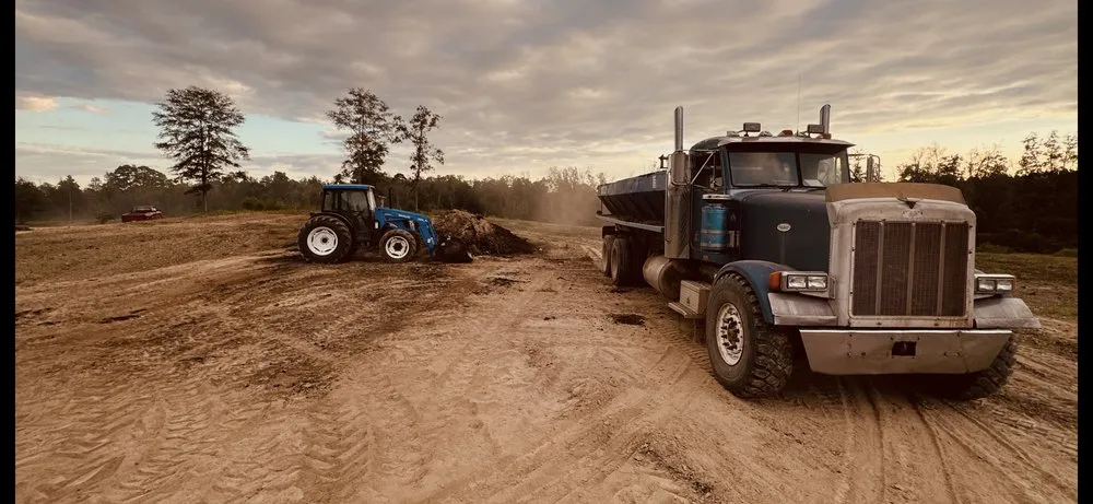 Top-rated yard cleanup service in Sumrall, MS - Lil Lucy Farms