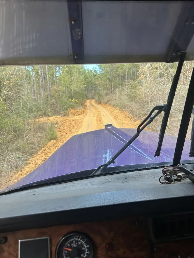 Top-rated yard maintenance for year-round maintenance in Sumrall, MS by Lil Lucy Farms