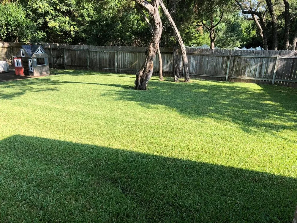 Expert outdoor landscaping in Temple, TX - LiL Mikes Lawn Service