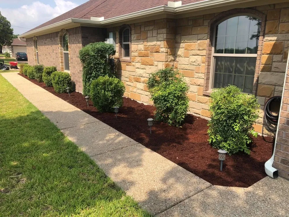 Top-rated landscaping services in Temple, TX by LiL Mikes Lawn Service