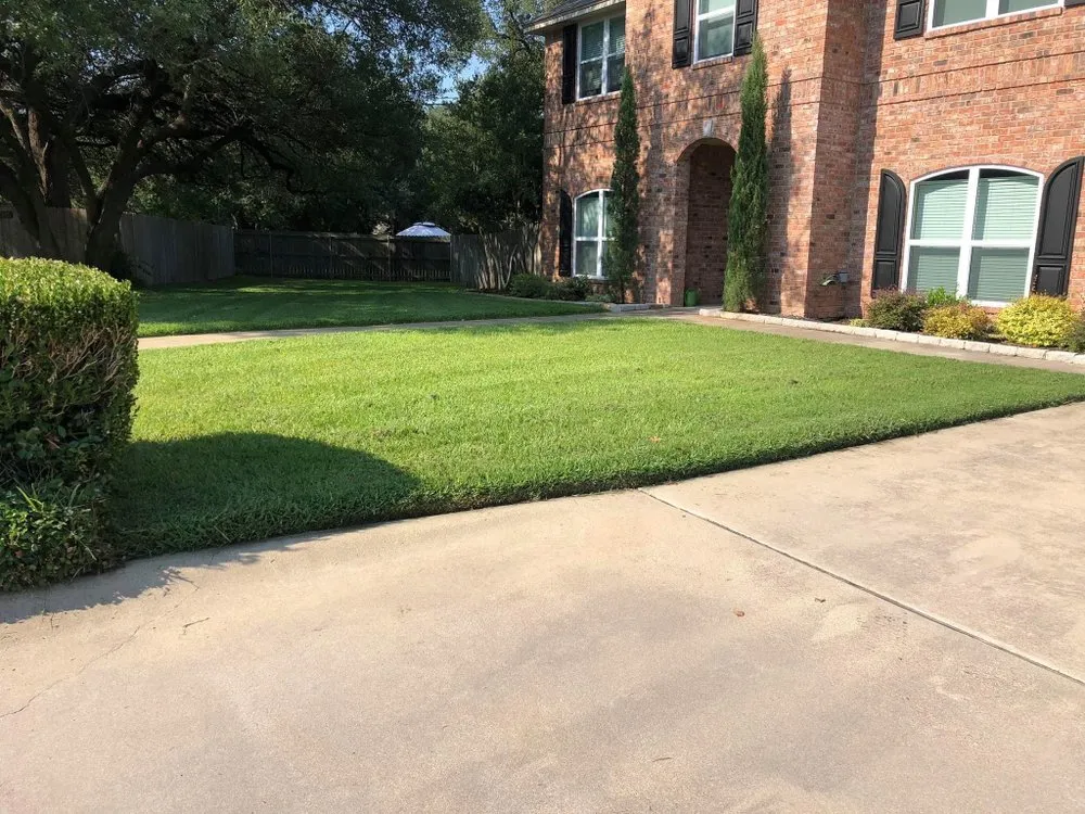 Professional outdoor landscaping for outdoor upgrades across Temple, TX - LiL Mikes Lawn Service