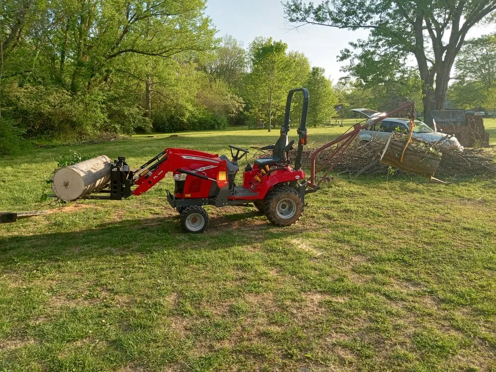 Professional landscaping services in Gulfport, MS - Lil' Red Tractor Services