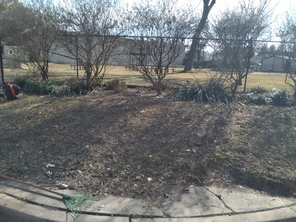 Local residential landscaping with custom design across New Boston, TX - Lil Will Lawn Care