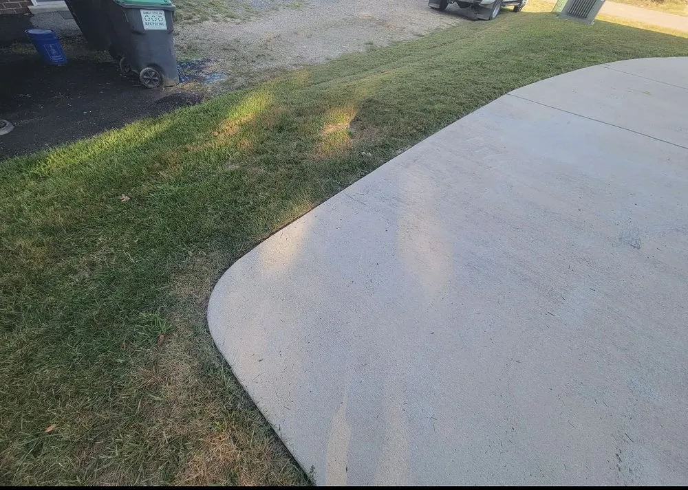 Trusted landscape design for beautiful yards across Cobbs Creek, VA - Lil Wilms lawn service your way