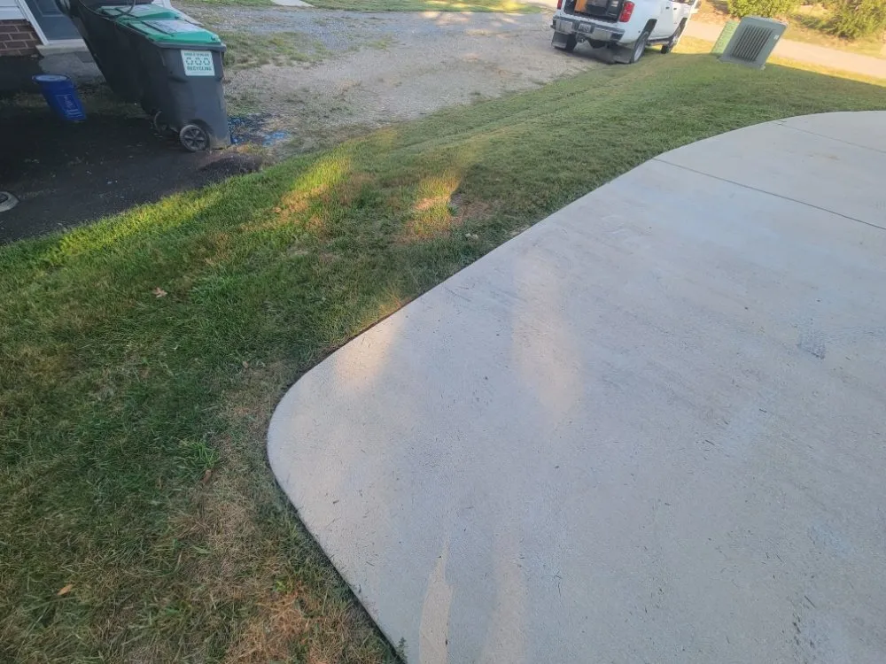 Top-rated residential landscaping in Mattaponi, VA by Lil Wilms Lawn Service Your Way