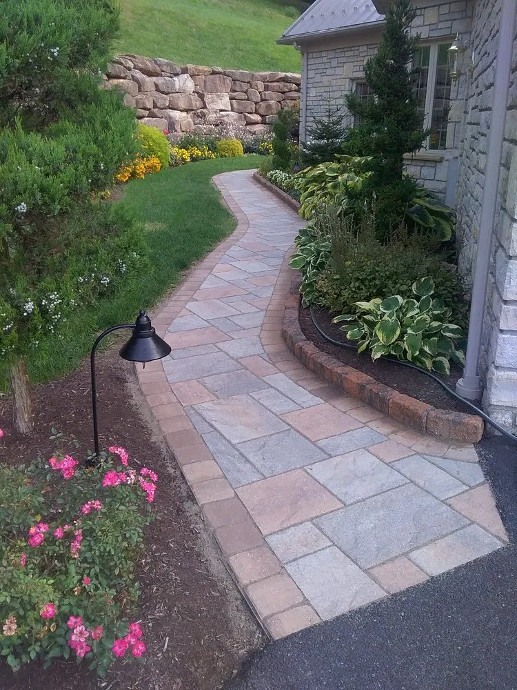 Affordable lawn mowing service in Lancaster, PA - Lilac Hill Landscapes