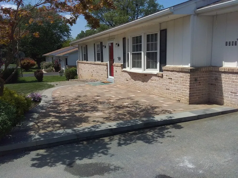 Affordable lawn care service experts serving Lancaster, PA - Lilac Hill Landscapes