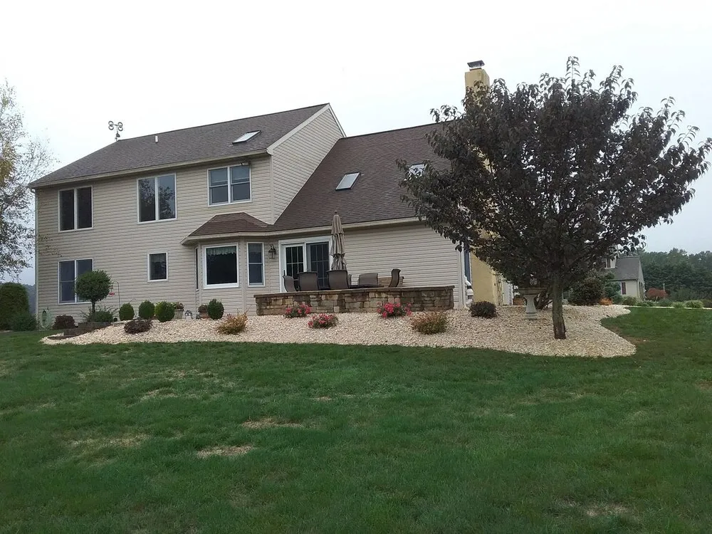 Trusted lawn care service in Lancaster, PA - Lilac Hill Landscapes