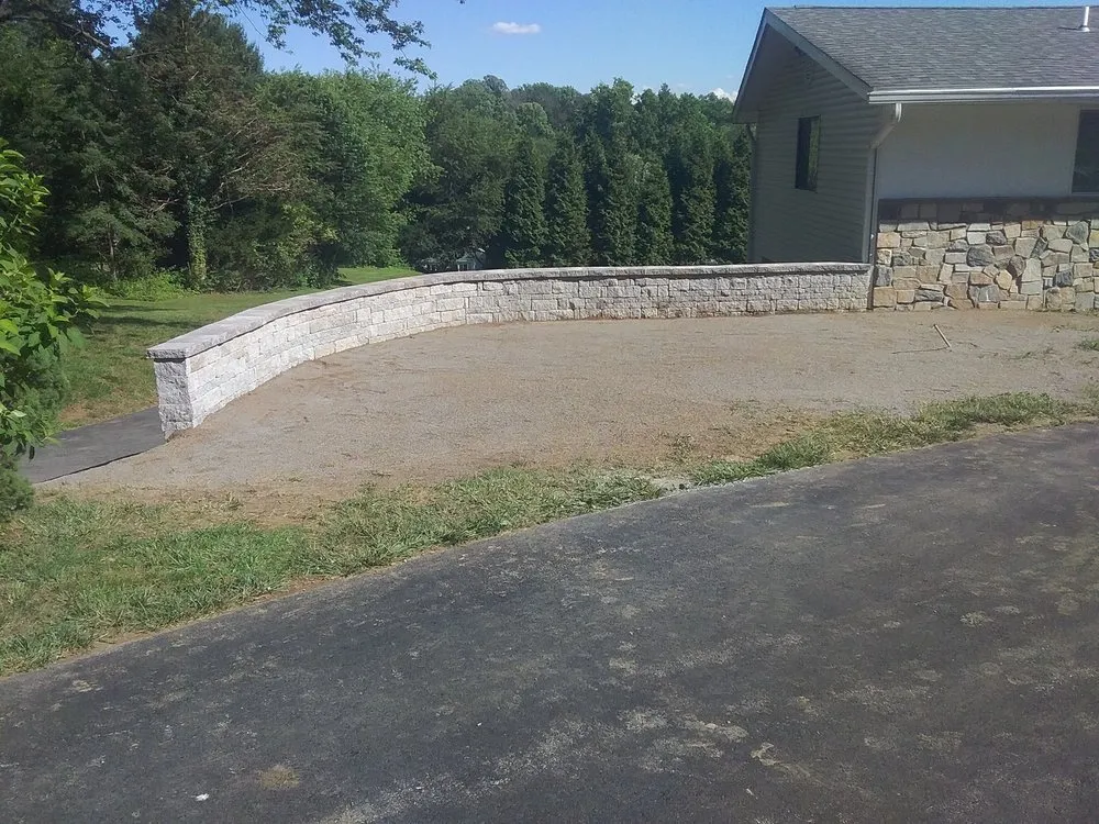 Top-rated yard maintenance in Lancaster, PA by Lilac Hill Landscapes