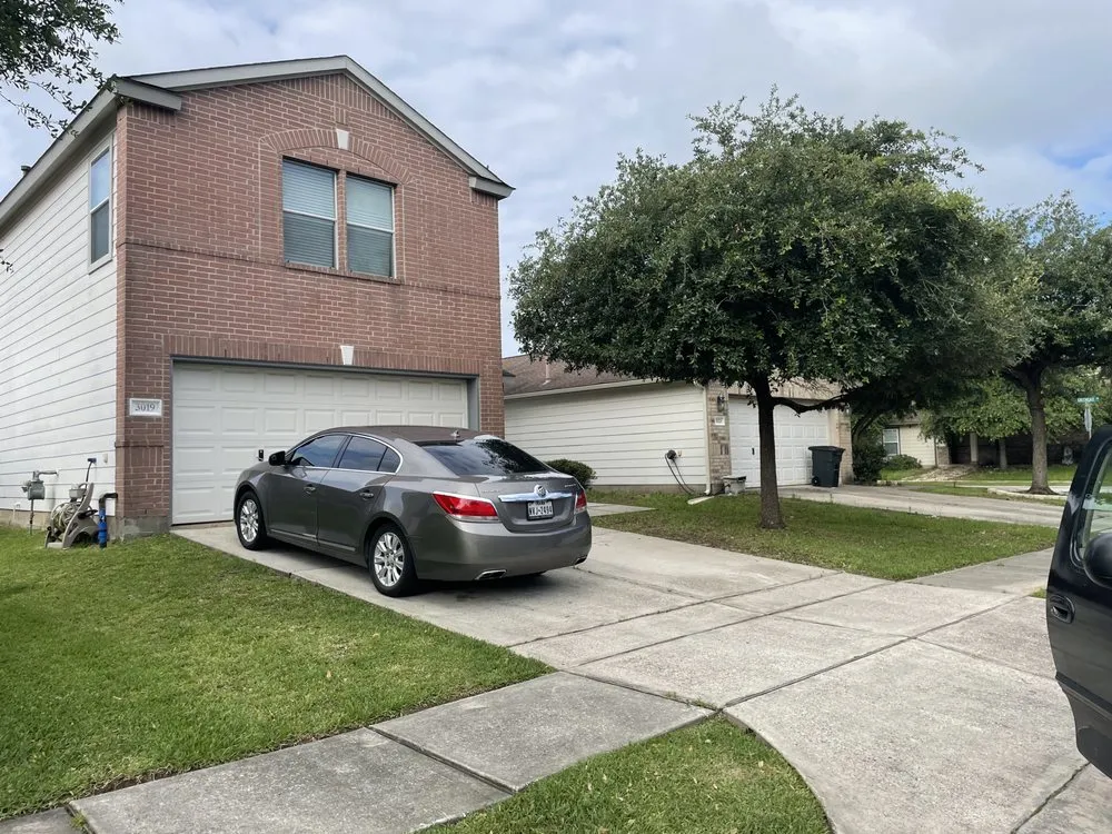 Affordable outdoor landscaping experts serving Houston, TX - Lilies Landscaping