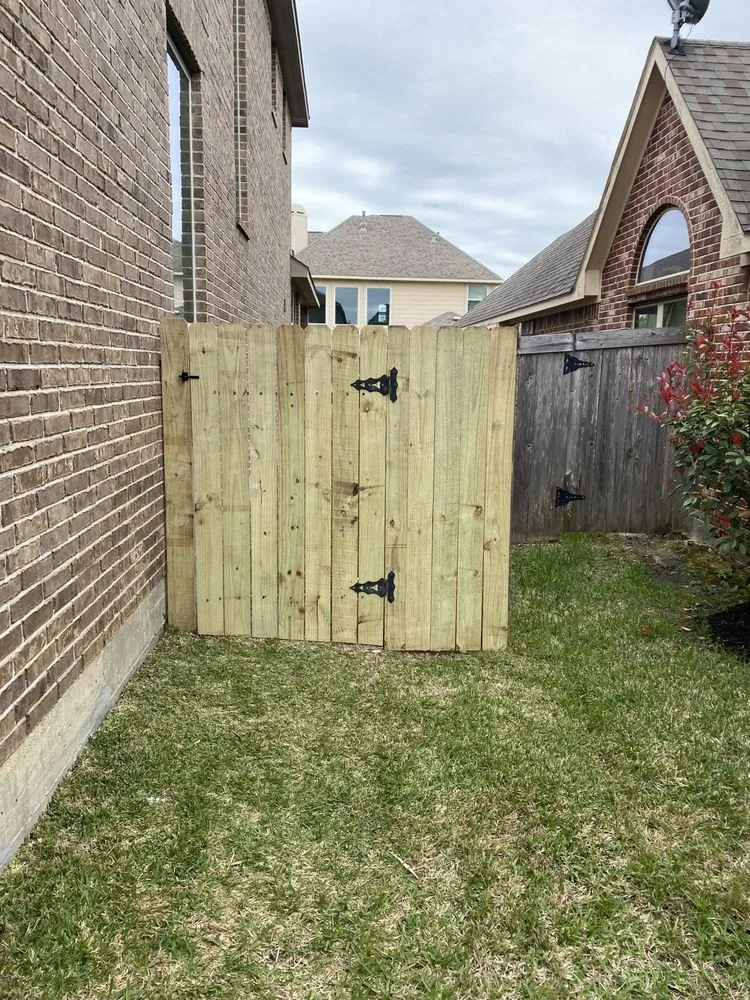 Trusted yard cleanup service in Houston, TX by Lilies Landscaping