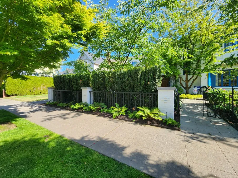 Professional landscape design for outdoor upgrades across Kirkland, WA - Lilly's Landscaping & Construction