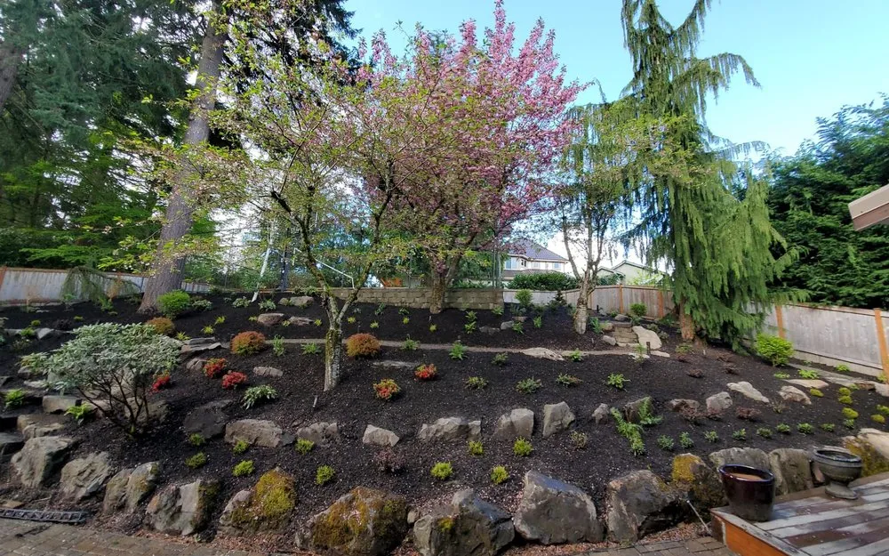 Local outdoor landscaping with custom design in Kirkland, WA by Lilly's Landscaping & Construction