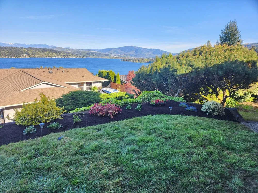 Affordable residential landscaping with custom design across Kirkland, WA - Lilly's Landscaping & Construction