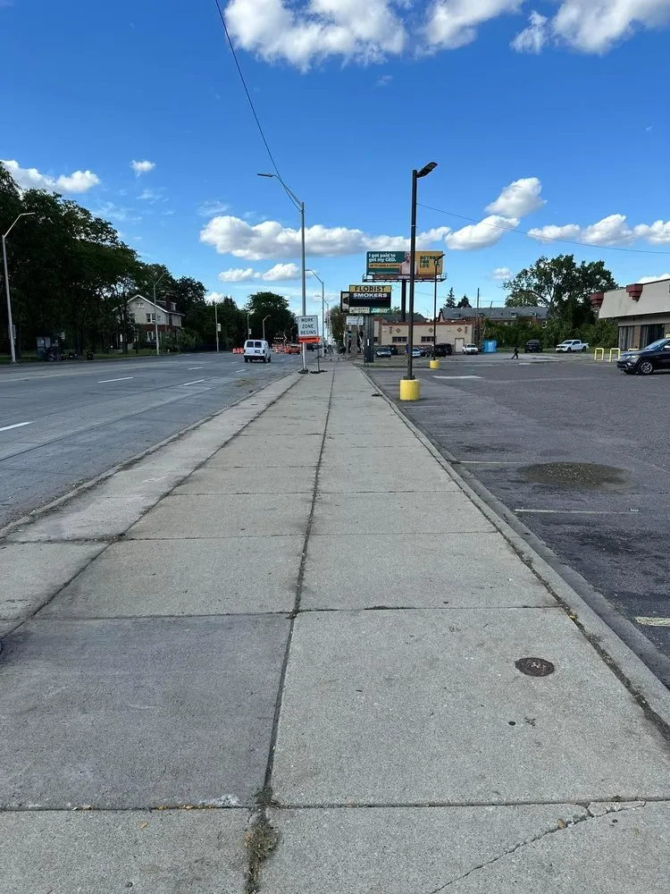 Affordable lawn care service for beautiful yards in Ypsilanti, MI by Lilly’s Lawn & Snow