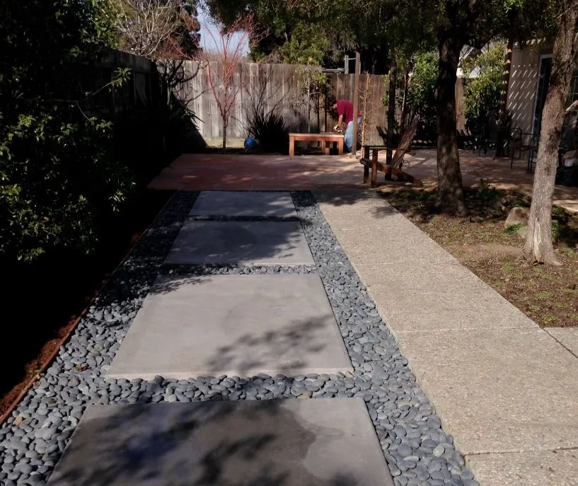 Professional landscaping services in Redwood City, CA - Lily of the Valley Design
