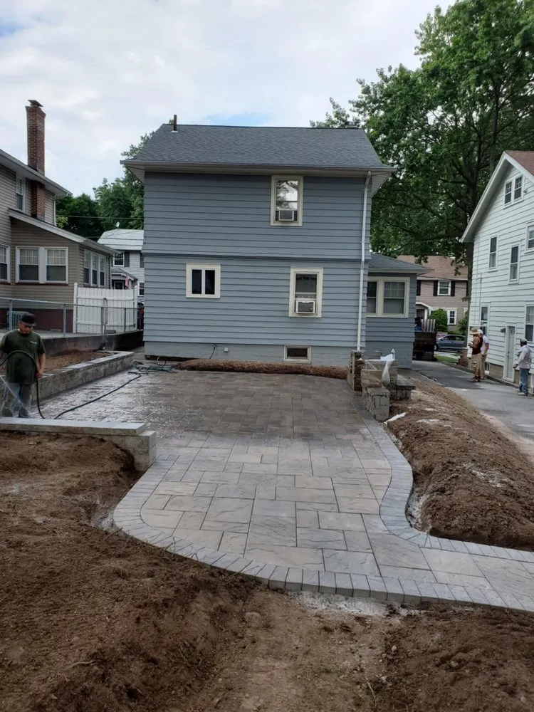 Professional yard cleanup service for beautiful yards in North Plainfield, NJ by Lily Pad Ponds