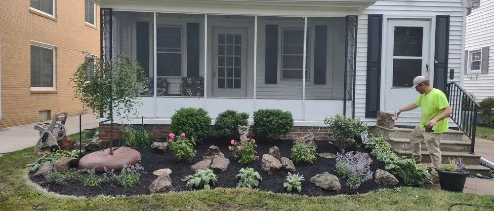 Professional outdoor landscaping in Toledo, OH by LilyBear Landscape