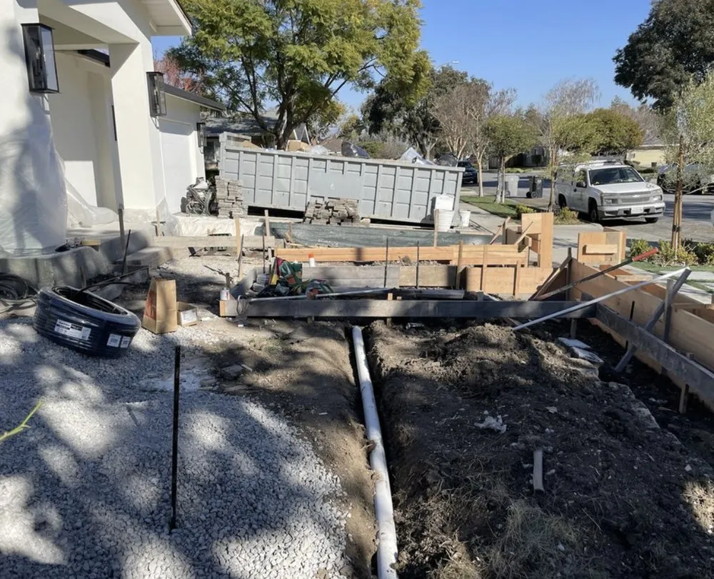 Professional lawn care service experts serving Palo Alto, CA - Lima's Landscaping