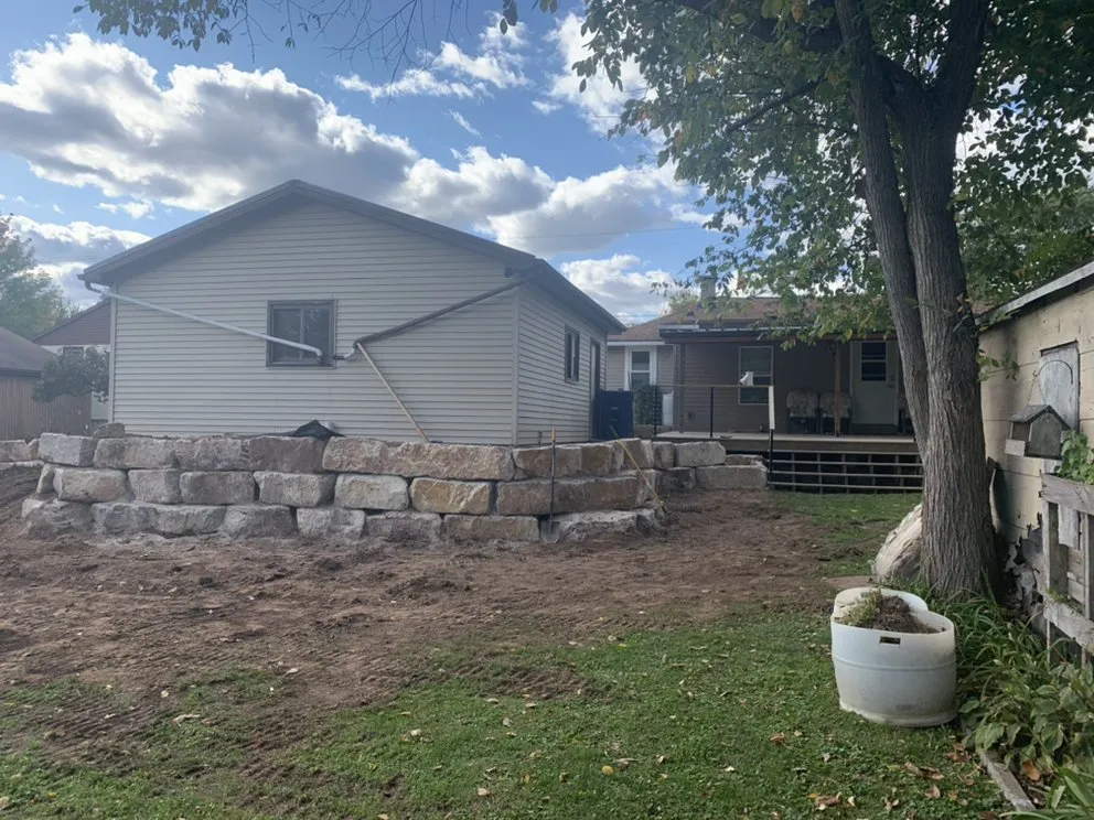 Custom yard cleanup service in Greenleaf, WI - Limestone creations