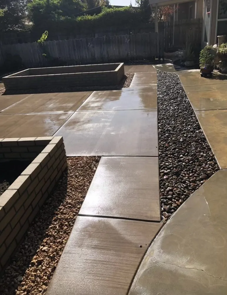 Trusted garden landscaping in South Jordan, UT by Limitless Concrete