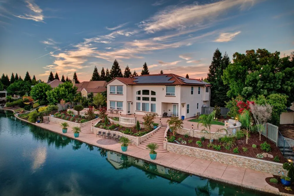 Professional landscape installation experts serving Applegate, CA - Limitless Creationz Landscape