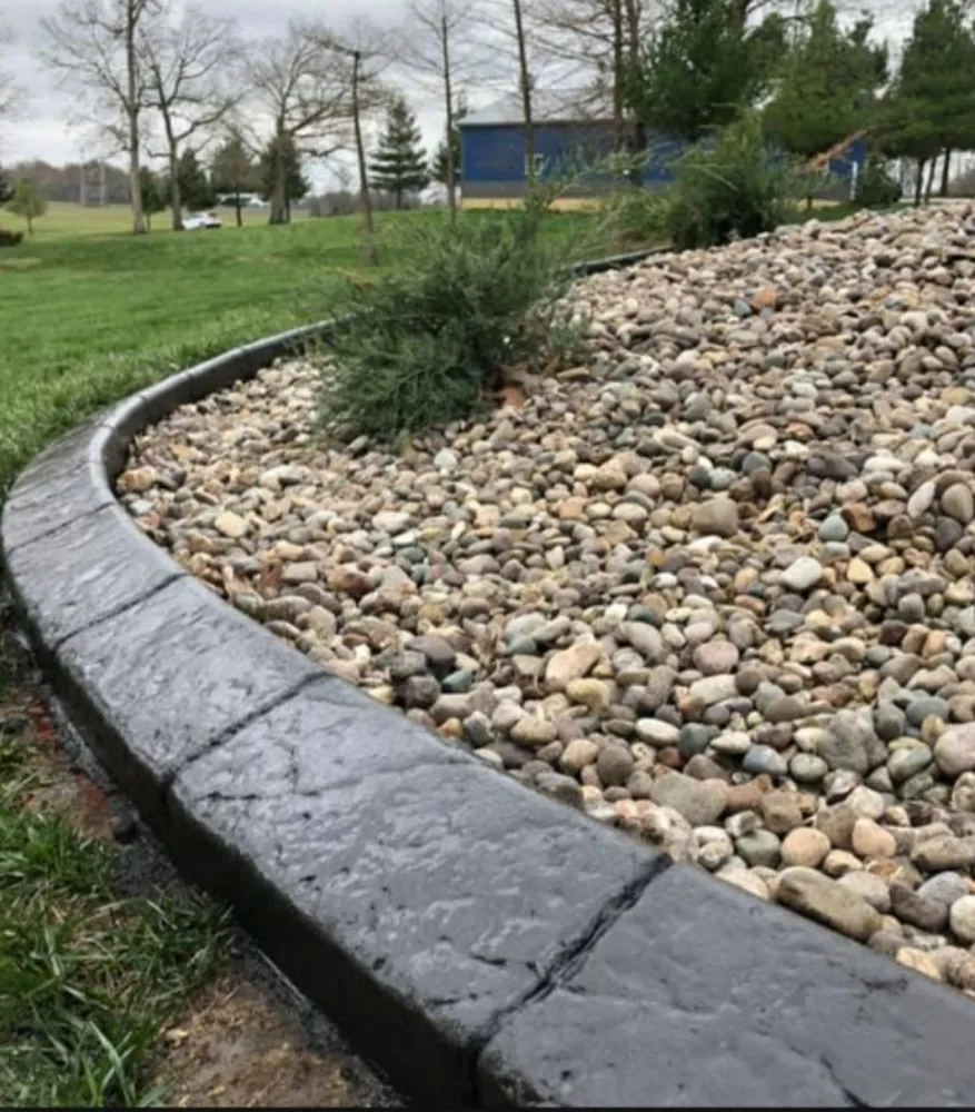 Local lawn care service experts serving Springboro, OH - Limitless Curbing